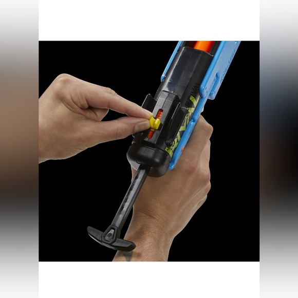 Nerf Rival Fate XXII-100 Blaster Toy Gun with Adjustable Rear Sight - Picture 5 of 8
